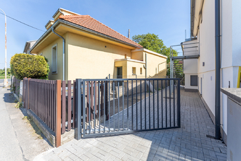 Prodej bytu 3+kk v osobním vlastnictví 61 m², Řevnice