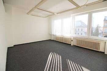 Pronájem kancelářských prostor 25 m², Žatec