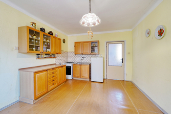 Prodej domu 270 m², Toužim