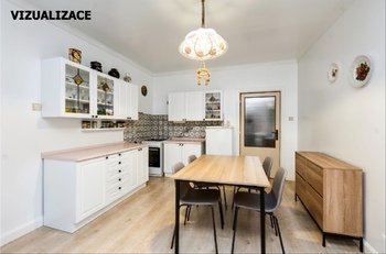 Prodej domu 270 m², Toužim