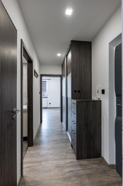 Vstupní chodba - Prodej bytu 3+kk v osobním vlastnictví 62 m², Netolice