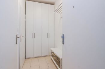 Pronájem bytu 1+kk v osobním vlastnictví 35 m², Praha 7 - Holešovice