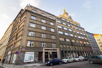 Pronájem bytu 1+kk v osobním vlastnictví 35 m², Praha 7 - Holešovice