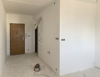 zde je místo na kuchyň - Pronájem bytu 1+kk v osobním vlastnictví 20 m², Lubná