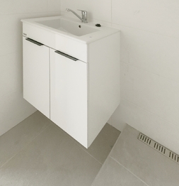 nová koupelna - Pronájem bytu 1+kk v osobním vlastnictví 20 m², Lubná