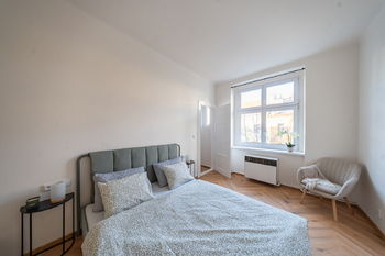 Pronájem bytu 2+kk v osobním vlastnictví 46 m², Praha 2 - Nusle