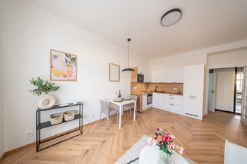 Pronájem bytu 2+kk v osobním vlastnictví 46 m², Praha 2 - Nusle