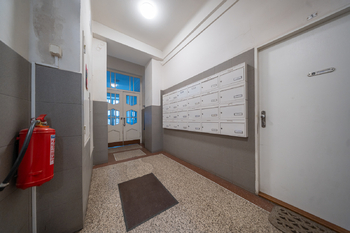 Pronájem bytu 2+kk v osobním vlastnictví 46 m², Praha 2 - Nusle