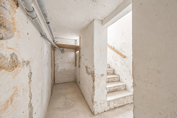 Sklep - Prodej domu 236 m², Kroměříž