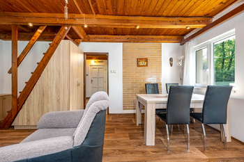 pokoj 1.NP - Prodej chaty / chalupy 52 m², Borovnice