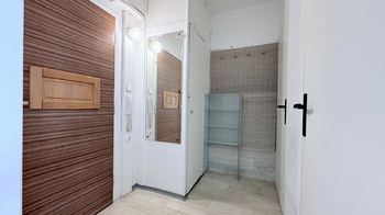 Pronájem bytu 1+kk v osobním vlastnictví 30 m², Praha 8 - Troja