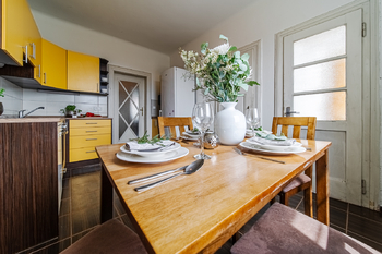 Prodej prostorného světlého bytu 2+1 s pracovnou, 82 m², v srdci Brna – Merhautova, Černá Pole - Prodej bytu 2+1 v osobním vlastnictví 82 m², Brno