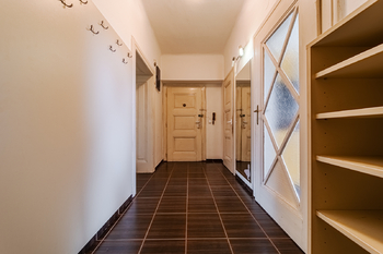 Prodej prostorného světlého bytu 2+1 s pracovnou, 82 m², v srdci Brna – Merhautova, Černá Pole - Prodej bytu 2+1 v osobním vlastnictví 82 m², Brno