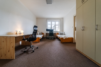 Prodej prostorného světlého bytu 2+1 s pracovnou, 82 m², v srdci Brna – Merhautova, Černá Pole - Prodej bytu 2+1 v osobním vlastnictví 82 m², Brno