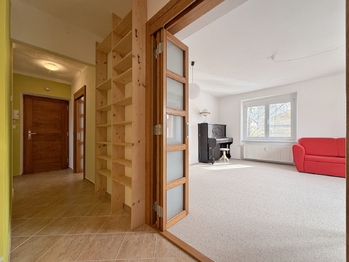 obývací pokoj - Pronájem bytu 2+1 v osobním vlastnictví 71 m², České Budějovice