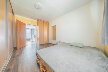 ložnice - Prodej bytu 3+1 v družstevním vlastnictví 71 m², Ledce