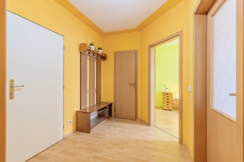 Prodej bytu 2+kk v osobním vlastnictví 45 m², Klecany