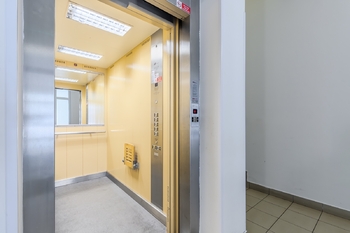 Prodej bytu 2+kk v osobním vlastnictví 45 m², Klecany