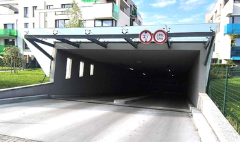 Pronájem garážového stání 7832 m², Praha 9 - Letňany