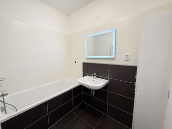 Pronájem bytu 3+kk v osobním vlastnictví 88 m², Praha 9 - Vysočany