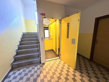 Pronájem bytu 2+kk v družstevním vlastnictví 42 m², Prachatice