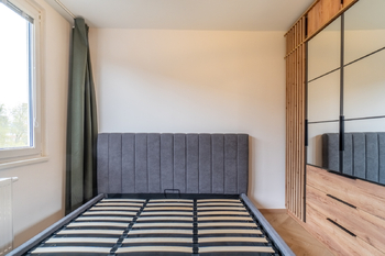 Pronájem bytu 3+1 v osobním vlastnictví 63 m², Praha 8 - Karlín