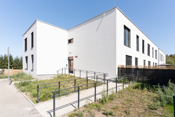 budova - Pronájem bytu 2+kk v osobním vlastnictví 45 m², Praha 4 - Chodov 