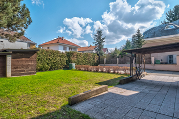 Prodej domu 447 m², Praha 4 - Lhotka