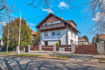Prodej domu 447 m², Praha 4 - Lhotka