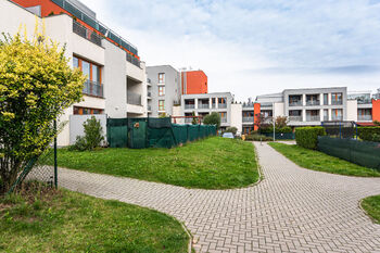 Pronájem bytu 1+kk v osobním vlastnictví 33 m², Praha 10 - Pitkovice