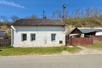 čelní pohled na dům - Prodej domu 95 m², Benátky nad Jizerou