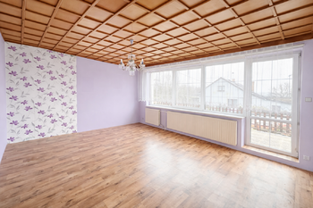 1NP - Obývací pokoj - Prodej domu 188 m², Albrechtice