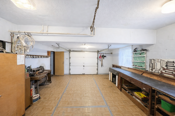 Přízemí - garáž 1 - Prodej domu 188 m², Albrechtice