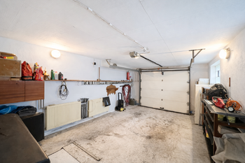 Přízemí - garáž 2 - Prodej domu 188 m², Albrechtice