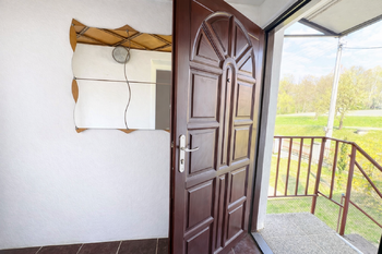 1NP - Samostatný vchod - Prodej domu 188 m², Albrechtice