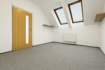 Pronájem bytu 2+1 v osobním vlastnictví 45 m², Týnec nad Sázavou