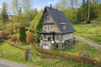 Prodej domu 435 m², Desná