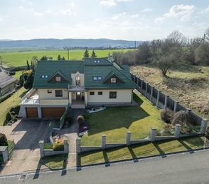 Prodej domu 615 m², Fryšták