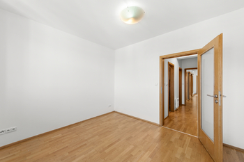 Prodej bytu 2+1 v osobním vlastnictví 64 m², Praha 3 - Žižkov