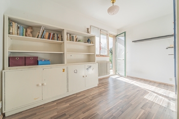 Prodej pozemku 1309 m², Šestajovice