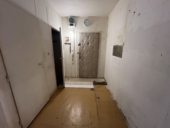 Prodej bytu 1+kk v družstevním vlastnictví 32 m², Praha 5 - Smíchov