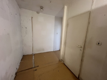 Prodej bytu 1+kk v družstevním vlastnictví 32 m², Praha 5 - Smíchov