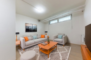 Pokoj II. VIZUALIZACE - Prodej bytu 2+kk v osobním vlastnictví 45 m², Praha 8 - Střížkov