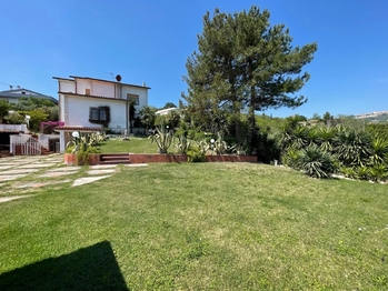 Prodej domu 320 m², Silvi