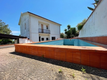 bazén - Prodej domu 320 m², Silvi