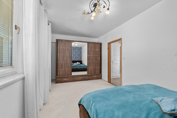 ložnice - Prodej domu 199 m², Dubné