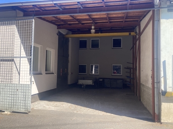 Pronájem výrobních prostor 222 m², Rožnov pod Radhoštěm