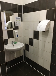 Pronájem výrobních prostor 206 m², Rožnov pod Radhoštěm