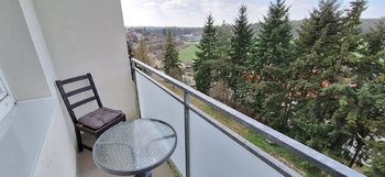 Lodžie s krásným výhledem - Prodej bytu 2+kk v osobním vlastnictví 54 m², Jedovnice