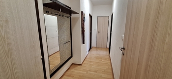 Chodba - Prodej bytu 2+kk v osobním vlastnictví 54 m², Jedovnice